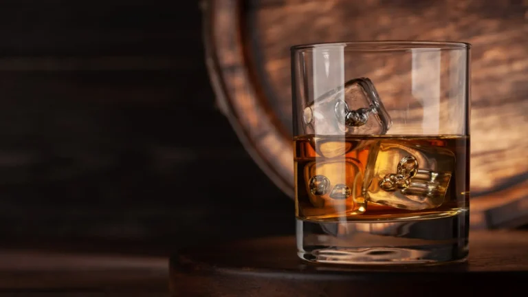 Can the Taste of Whisky Be Recreated Without Alcohol? Here’s the Clear Answer.